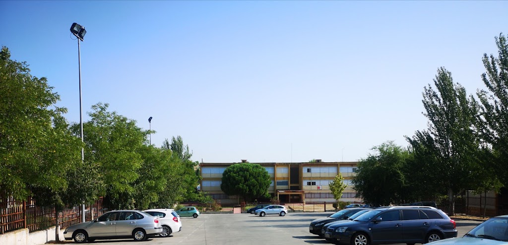 Parking publico UNED — Estacionamiento