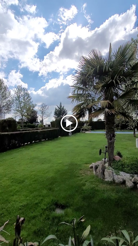 Bodega Finca Tres Jotas — Videos