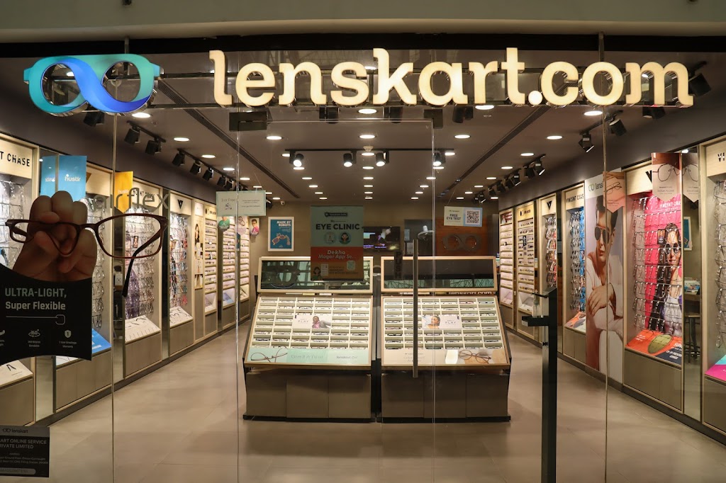 Lenskart Com At Omaxe Connaught Place Mall