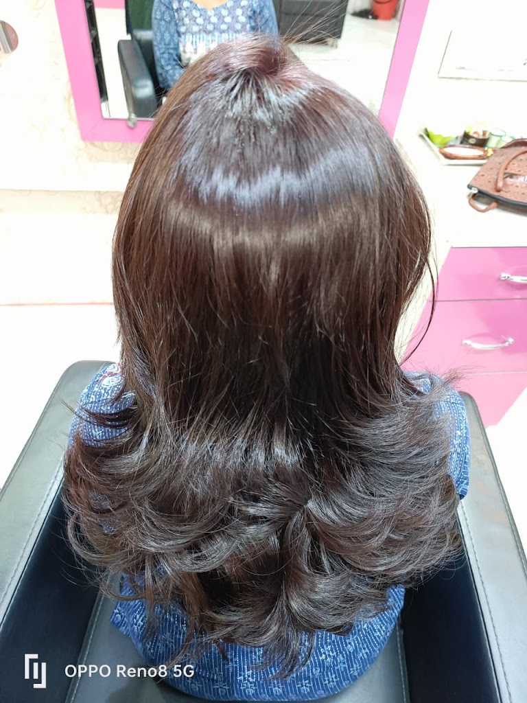 Sp Divine Beauty Family Salon