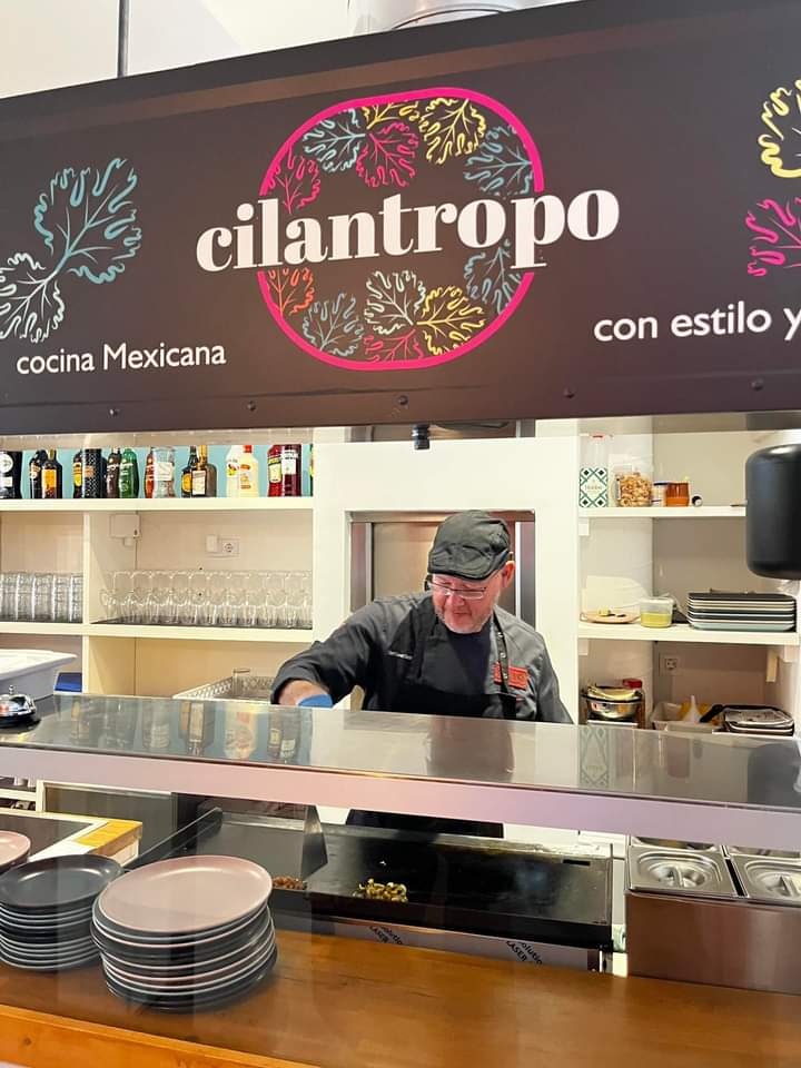 CILANTROPO Comida Mexicana