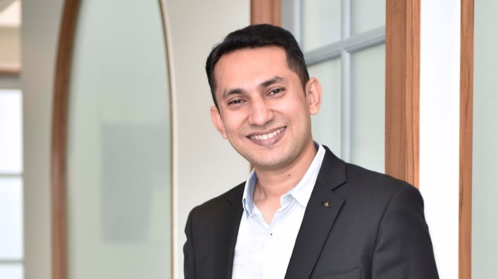 Dr. Dr Divyesh Sadadiwala Happy Hearts Pediatric Cardiologist