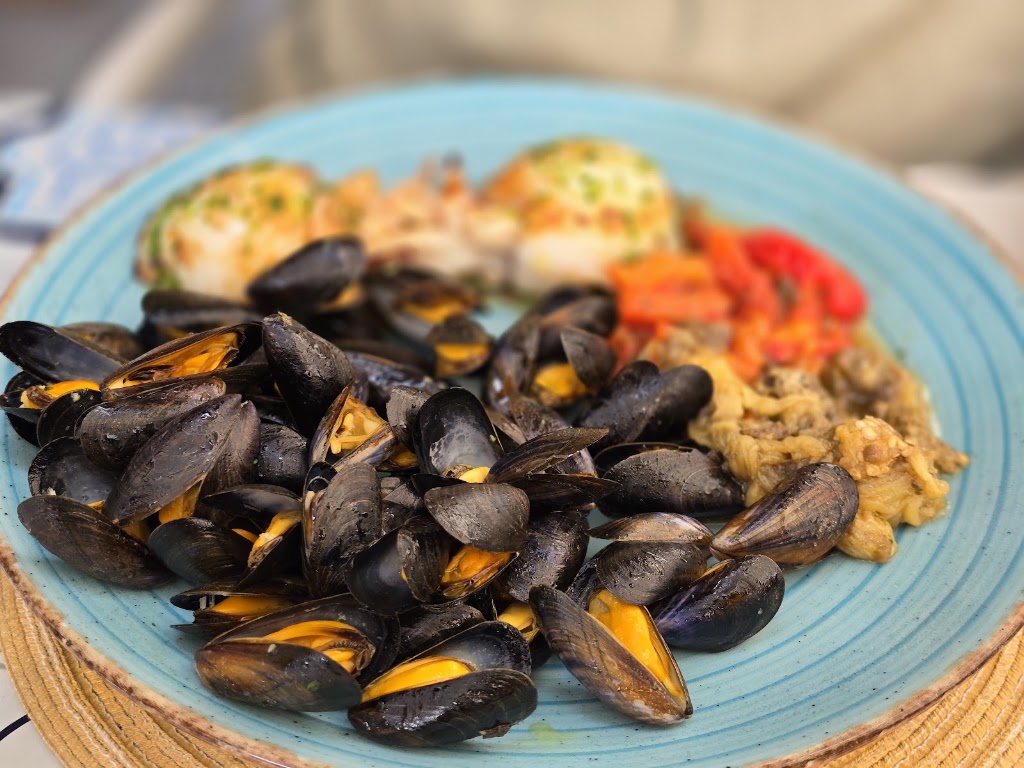 Restaurante Casa Del Mar — Comida y bebida