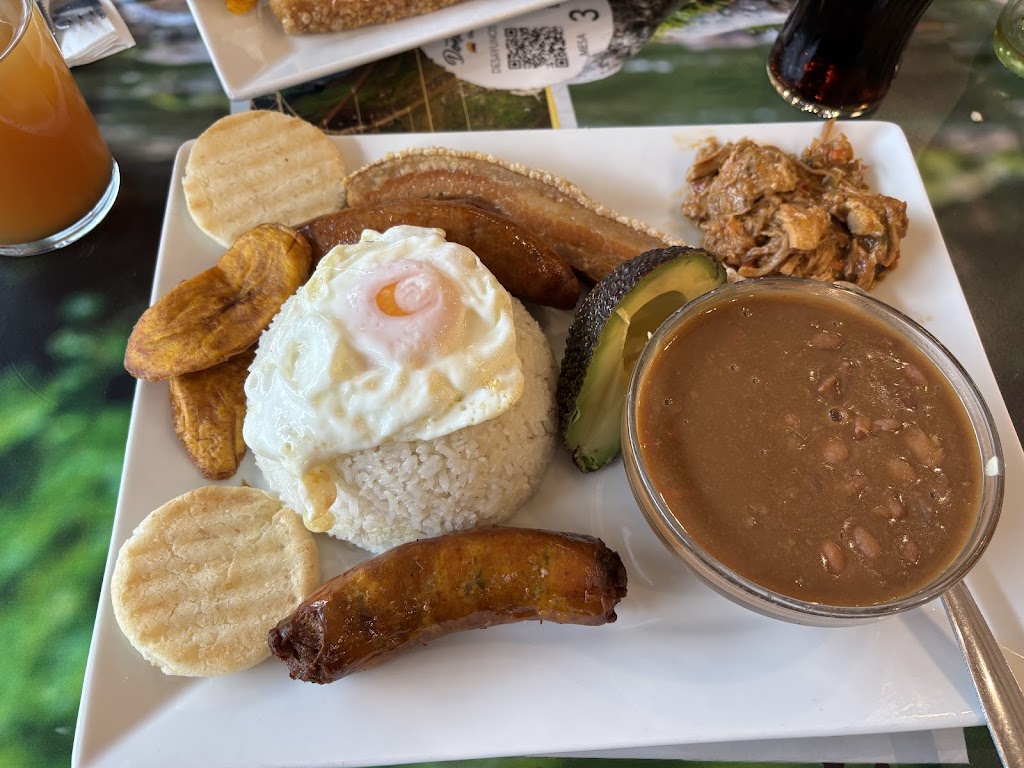 Delicias Dona Blanca - INCA — Comida y bebida