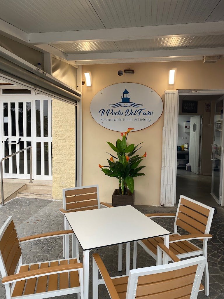 il Poeta del Faro