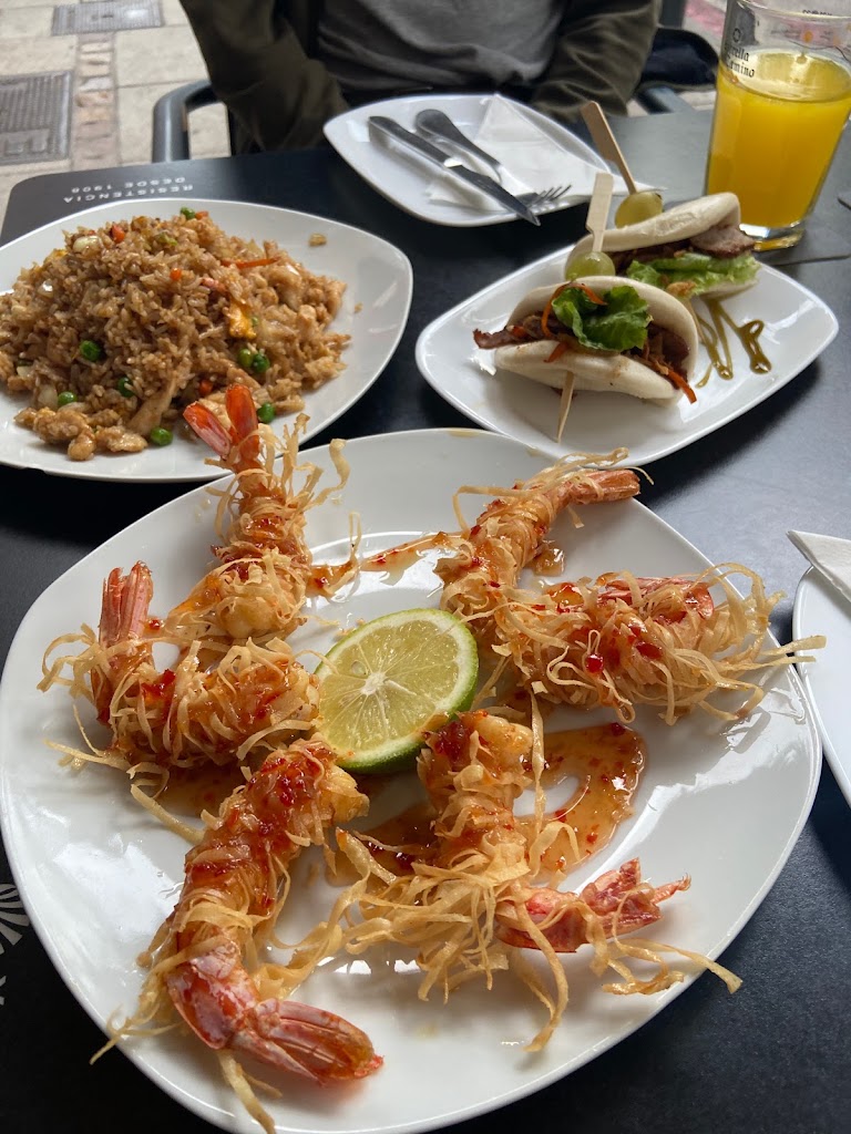 El Mentidero — Comida y bebida