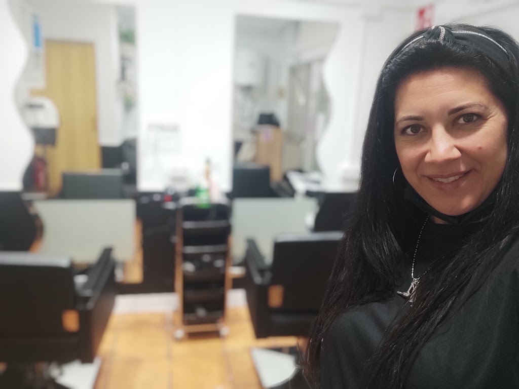 Silvia Segura A tu estilo Peluqueria & Estetica Unisex — Peinado