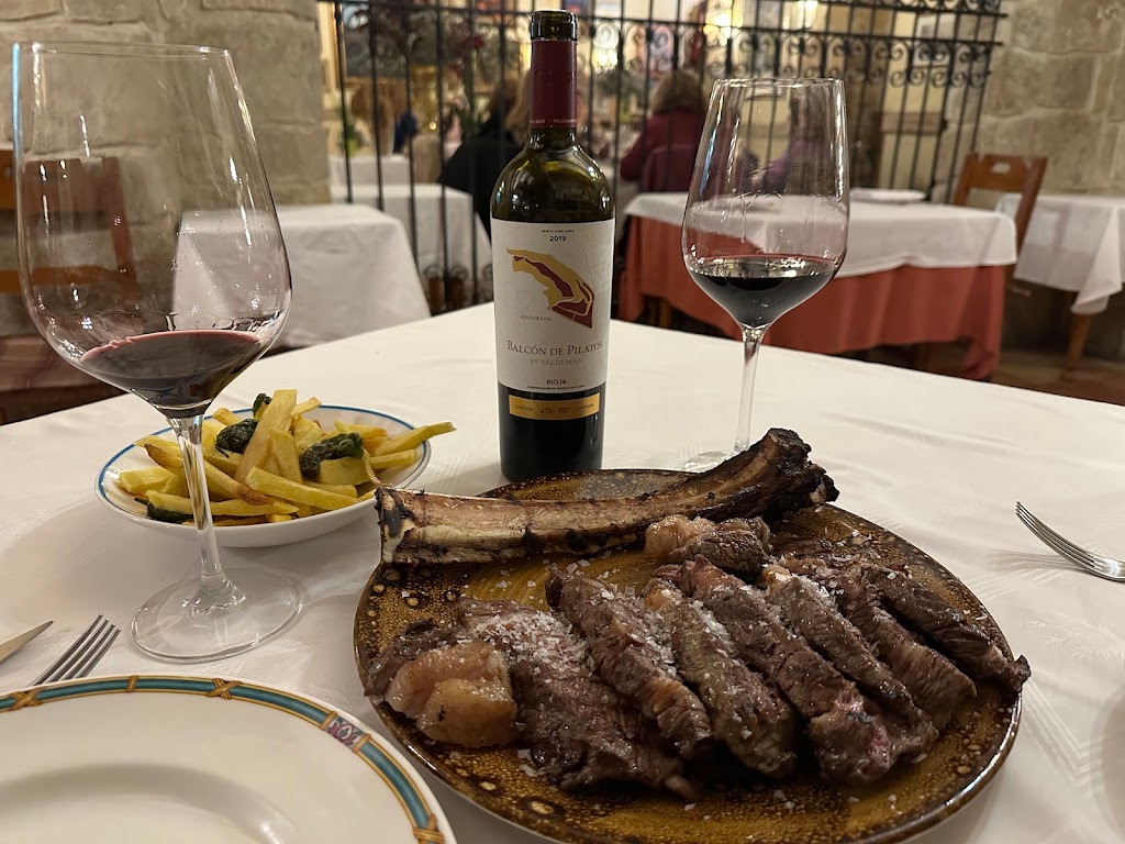 restaurante en elche Asador Ilicitano — Comida y bebida