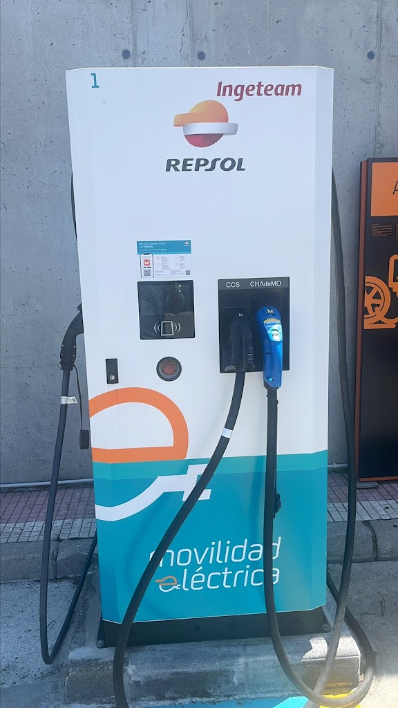 REPSOL-SUPERCOR STOP & GO(RAOS) — Surtidor de combustible