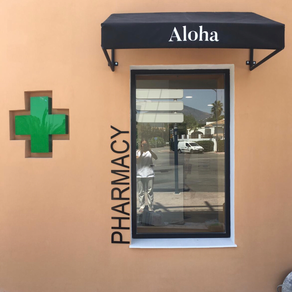 Farmacia Aloha — Del propietario