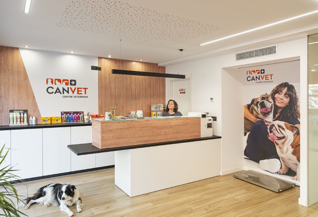 Centre Veterinari Canvet. — Del propietario