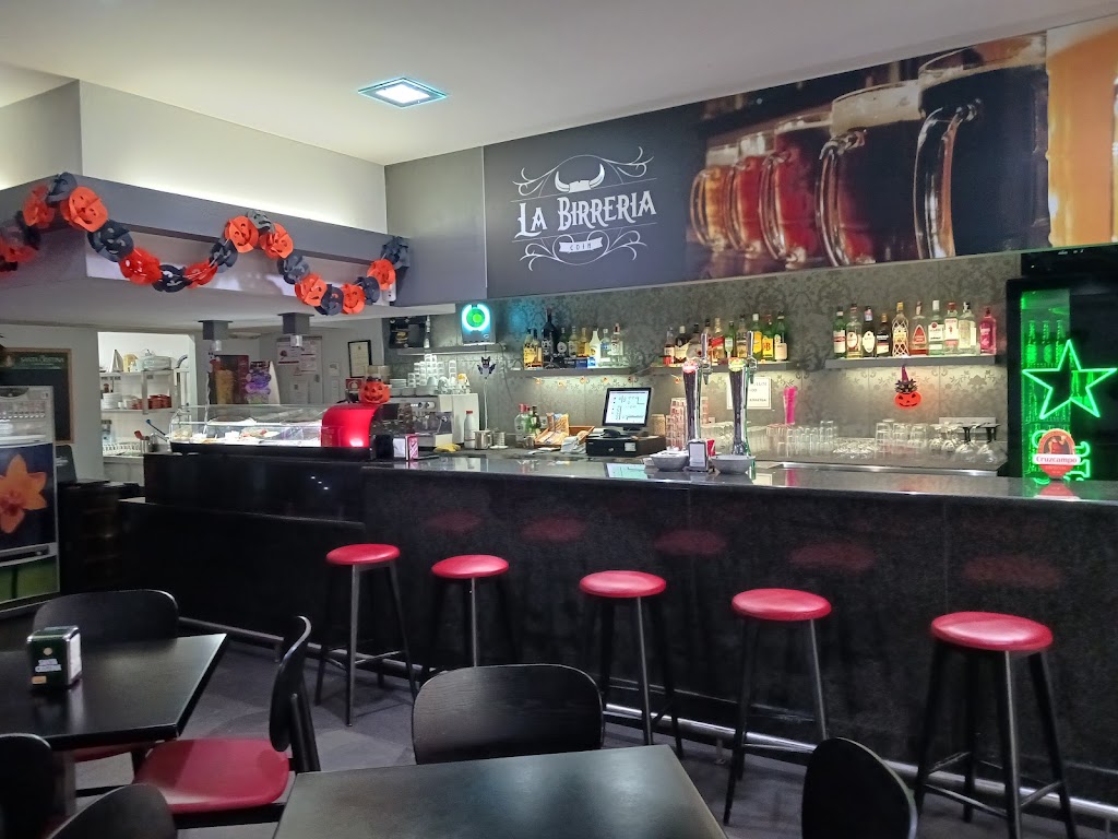La Birreria Cafe Bar Coin — Ambiente