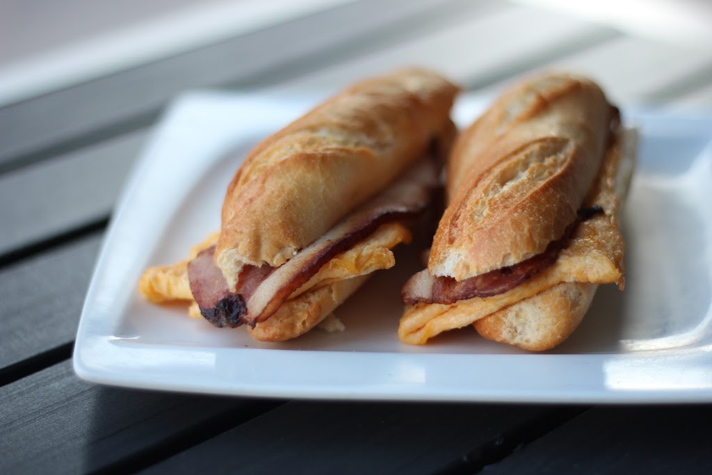 Sajonia-Cafeteria y Restaurante — Baguette