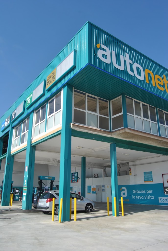 Autonetoil Molins — Exterior