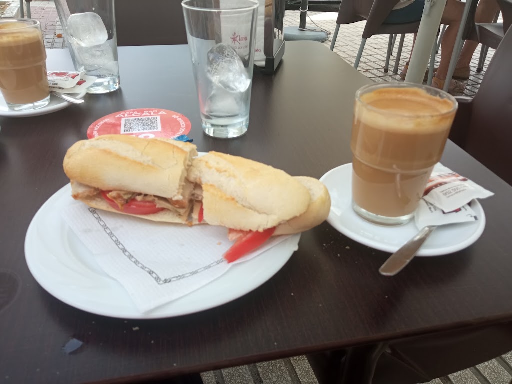 Cafe Bar Alcala — Cafe