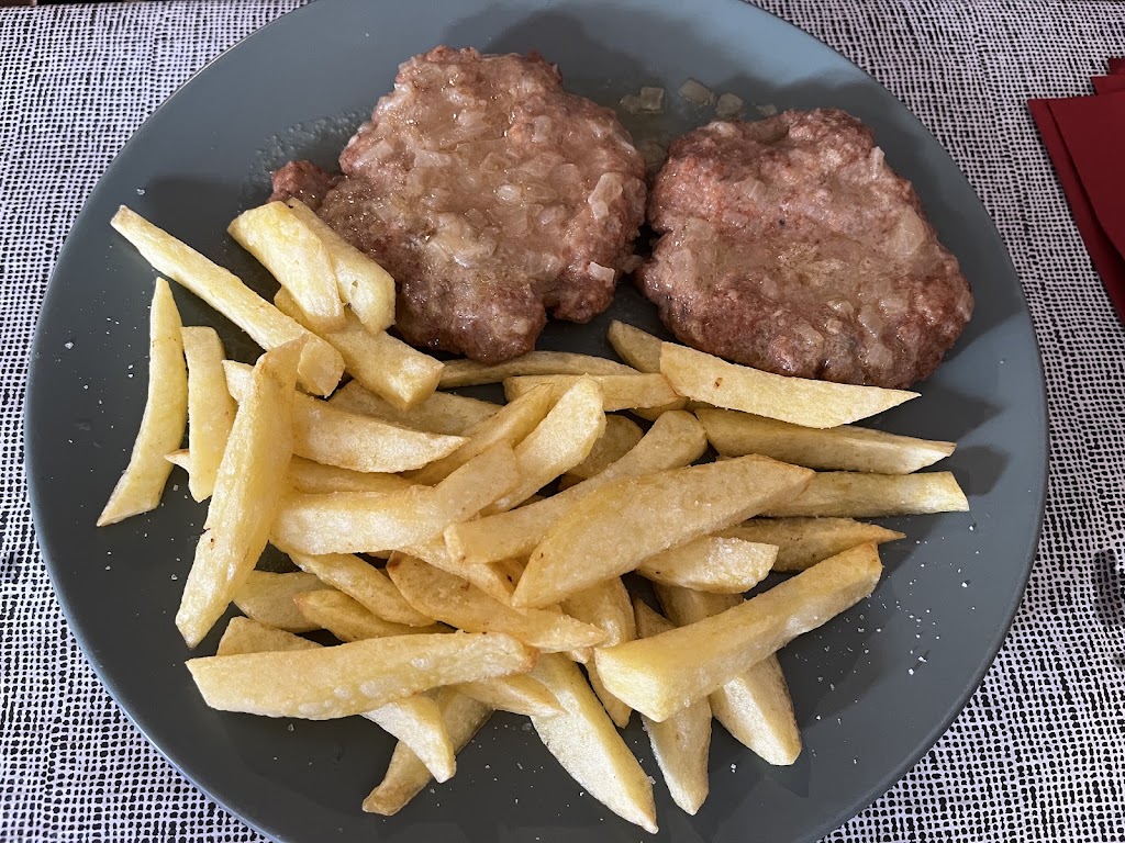 Restaurante: Las Castanuelas — Comida y bebida