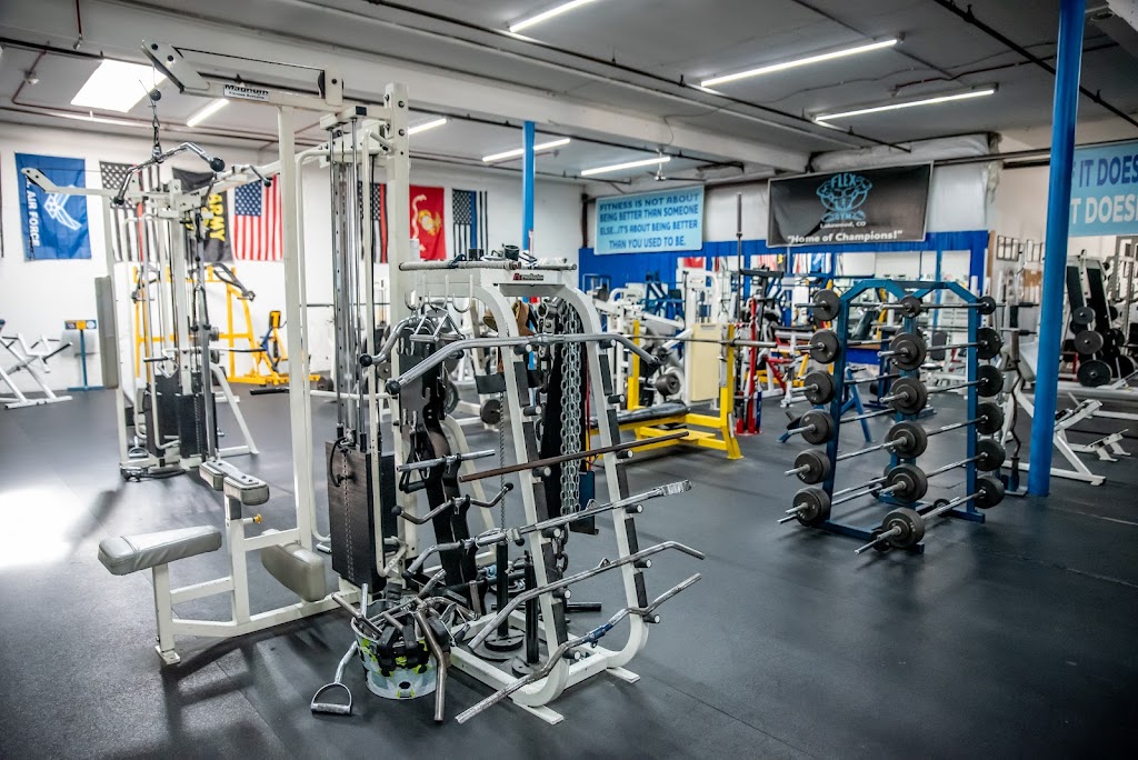  CROSSFIT CLOUT & CLOUT G﻿YM