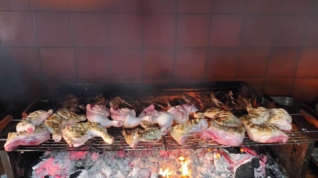 Bar-Restaurant Mas de Roda — Comida y bebida