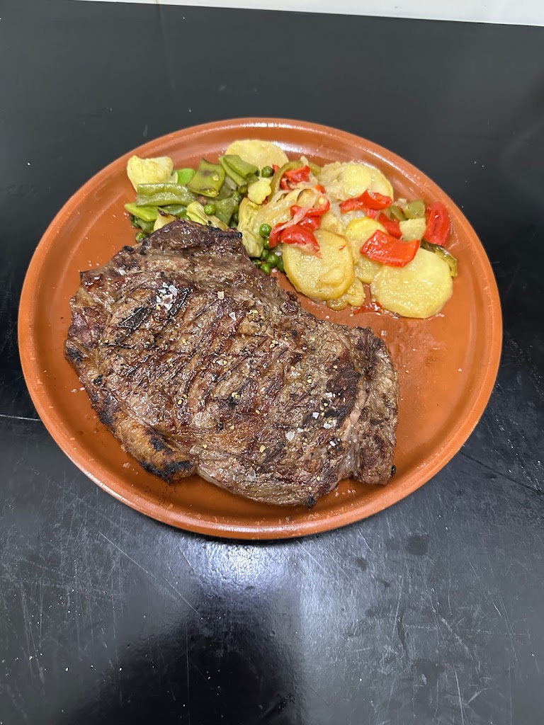 Bar Restaurante la Torre — Comida y bebida