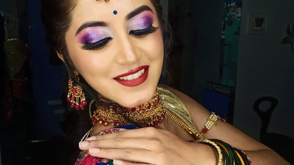 Sparkle Beauty Zone Salon And Academy Bridal Makeup Nail Art Keratin Treatment Best Haircut Salon In Pimple Saudagar