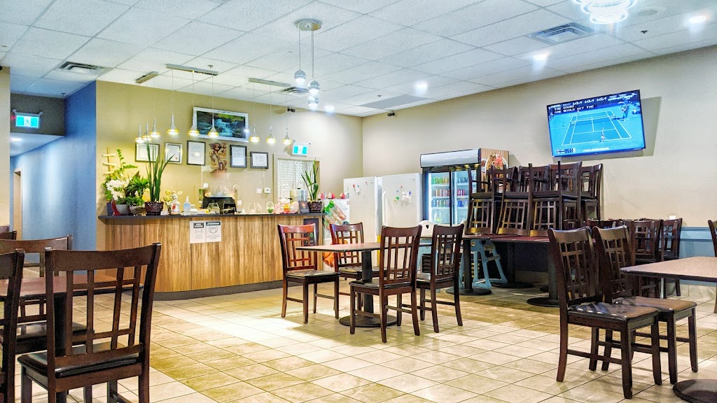 Lynn's Vietnamese Restaurant in Vernon