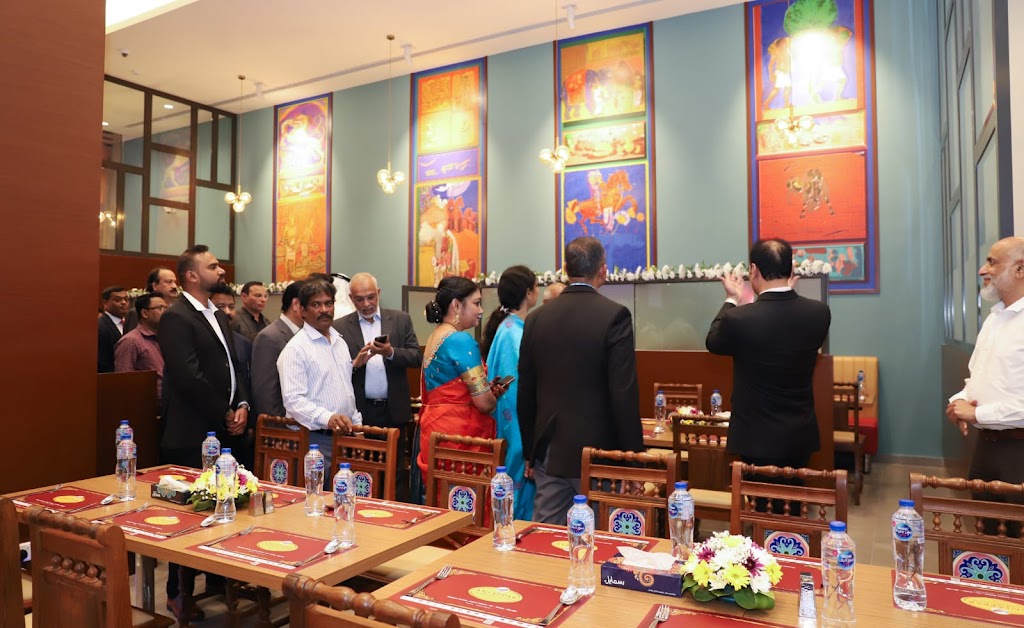 الأجواء - Anjappar Chettinad Indian Restaurant- Riyadh