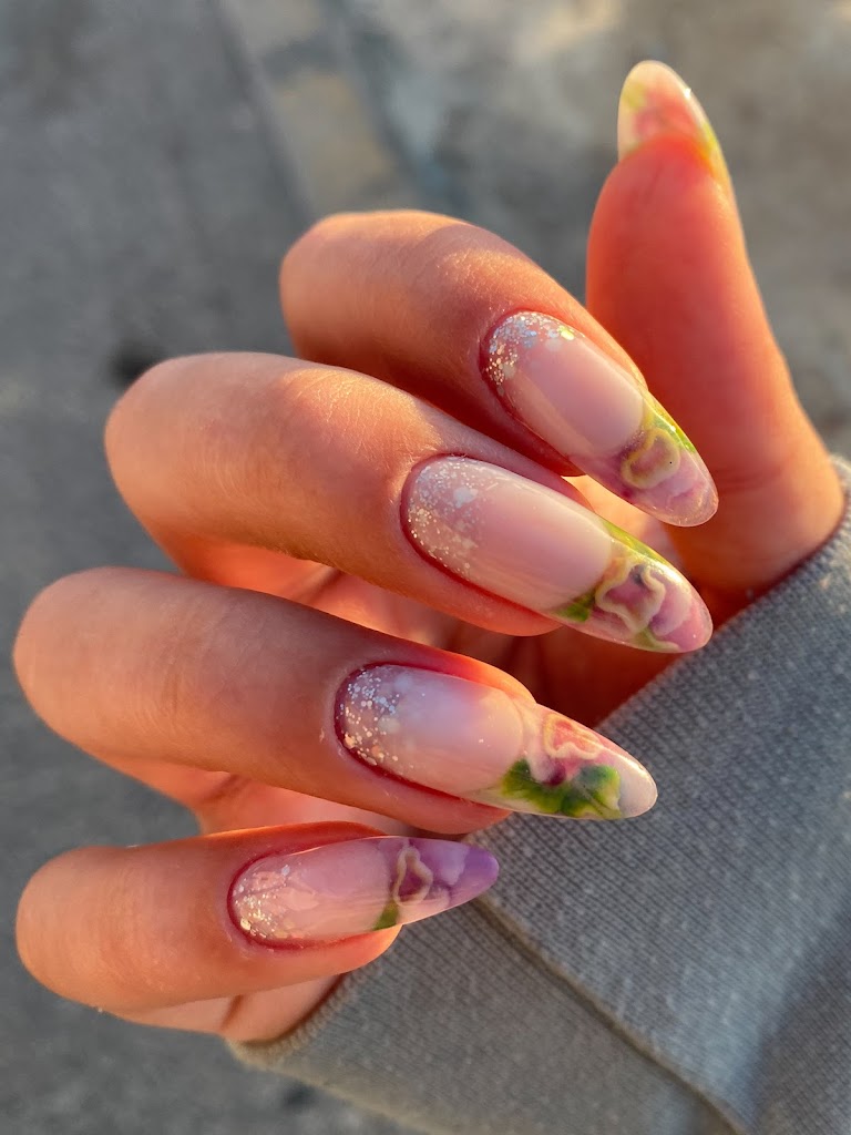 Centro Karan Beauty Salon - Manicura y Estetica