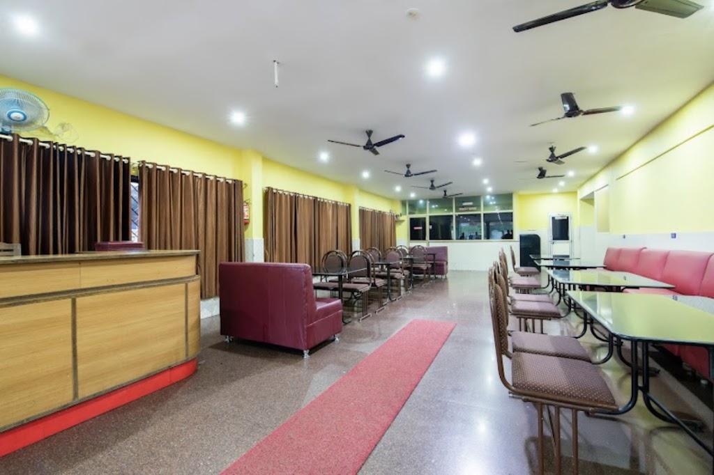 Hotel Pravasi Family Restaurant And Bar Boarding And Lodging