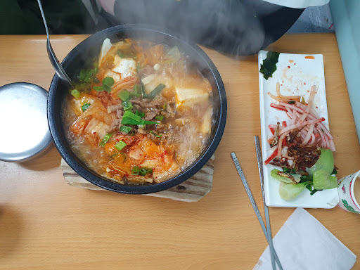 順風韓國料理 的照片