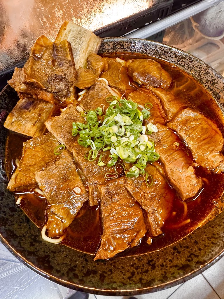 老龐家傳牛肉麵西屯店 的照片
