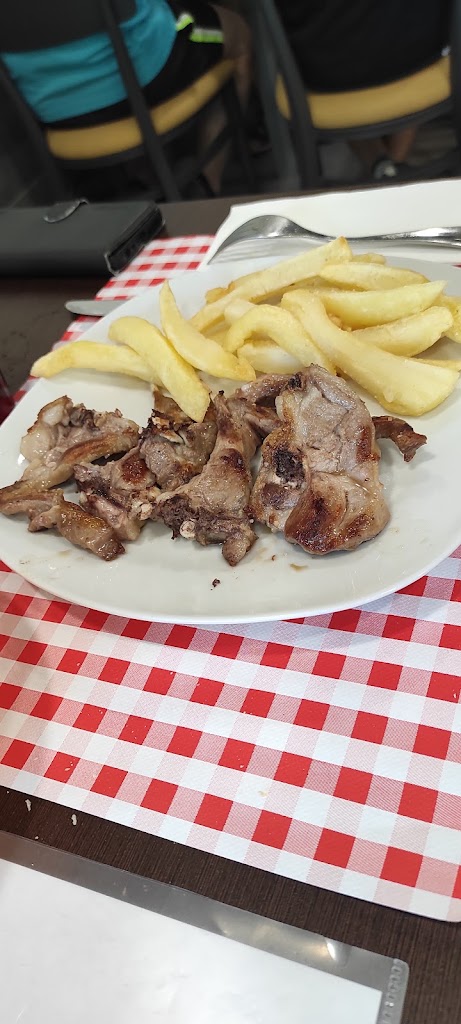 Gastrobar El rincon del tapeo 2 — Papas fritas