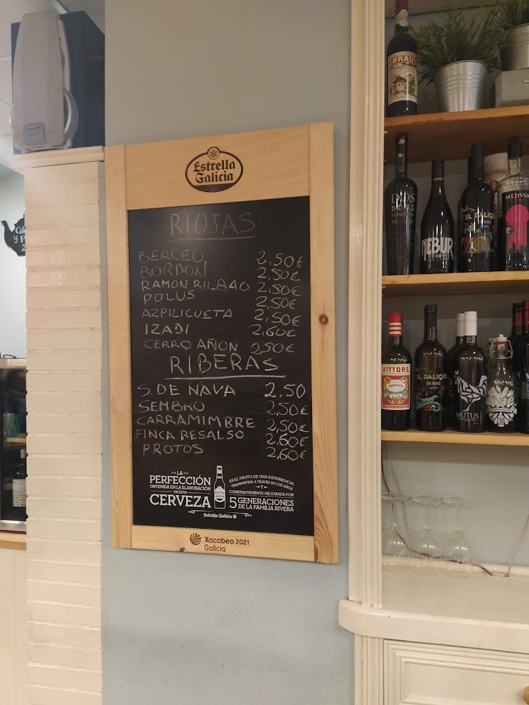 Cafe Vermuteria Entre Latas — Carta
