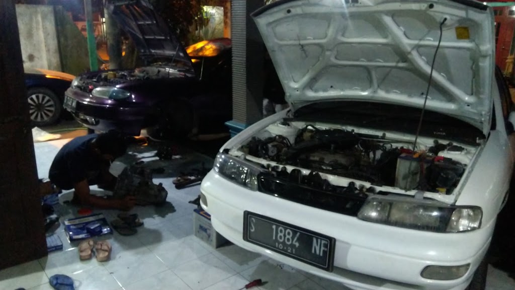 Bengkel Mobil Risky