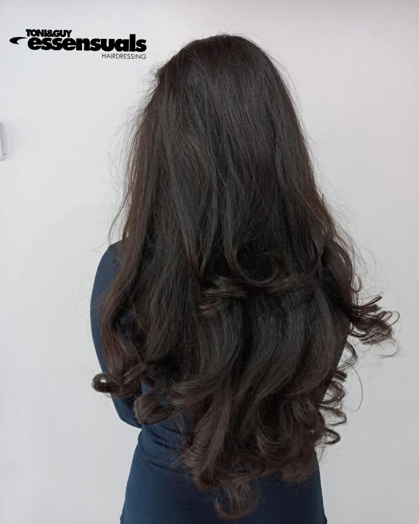 Toni Guy Essensuals Hairdressing