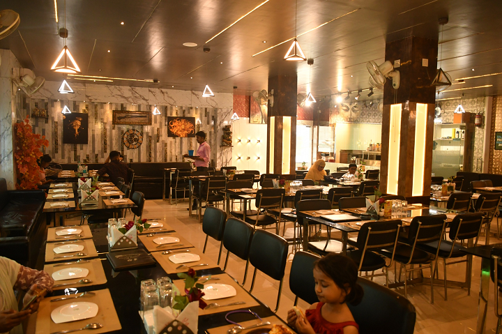 16 Candles Restaurant In Bilasipara Best Family Restaurant In Bilasipara