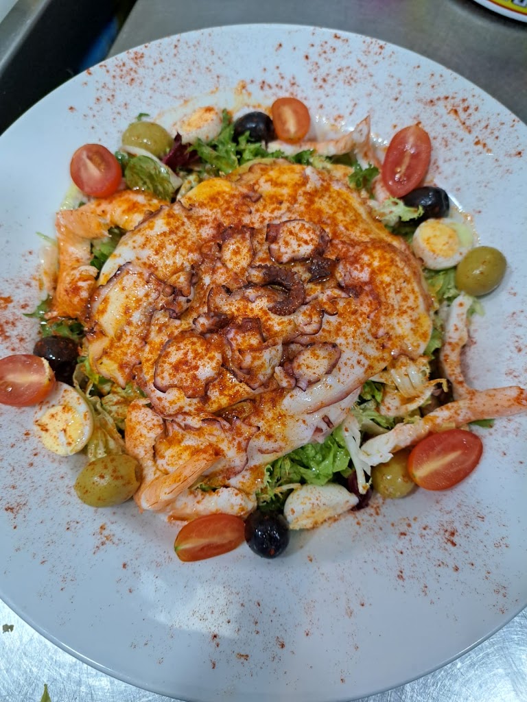 Cerveceria Solar — Comida y bebida