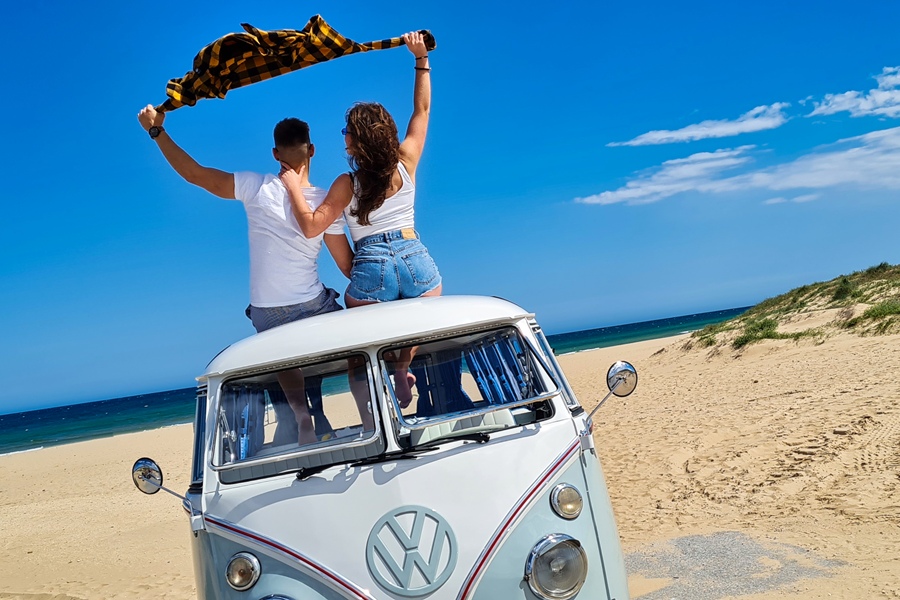 Kombis Pasion - Alquiler de coches para bodas y despedidas