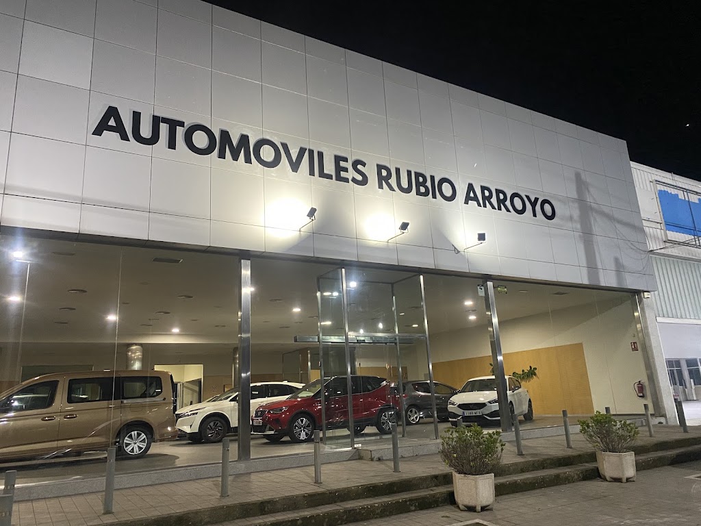 Automoviles Rubio Arroyo — Exterior