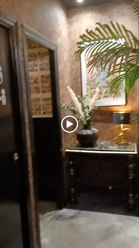 Carrer dels Mirlos — Videos