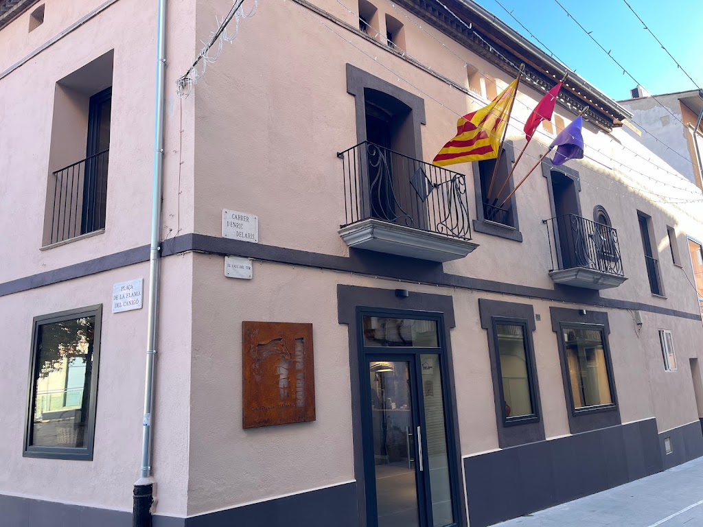 Casal Popular Boira Baixa — Del propietario