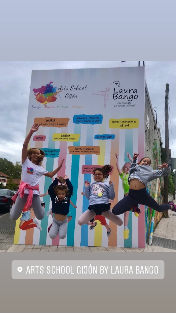 Arts School — Del propietario