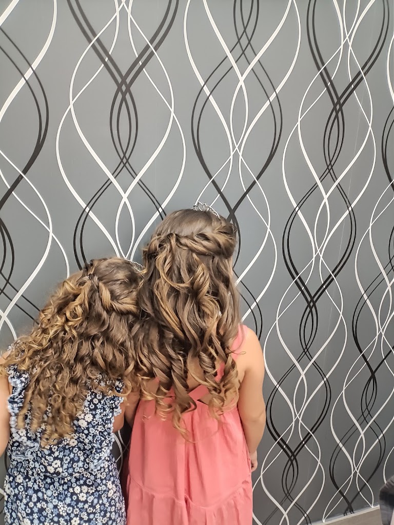 Queens peluqueria y estetica — Peinado