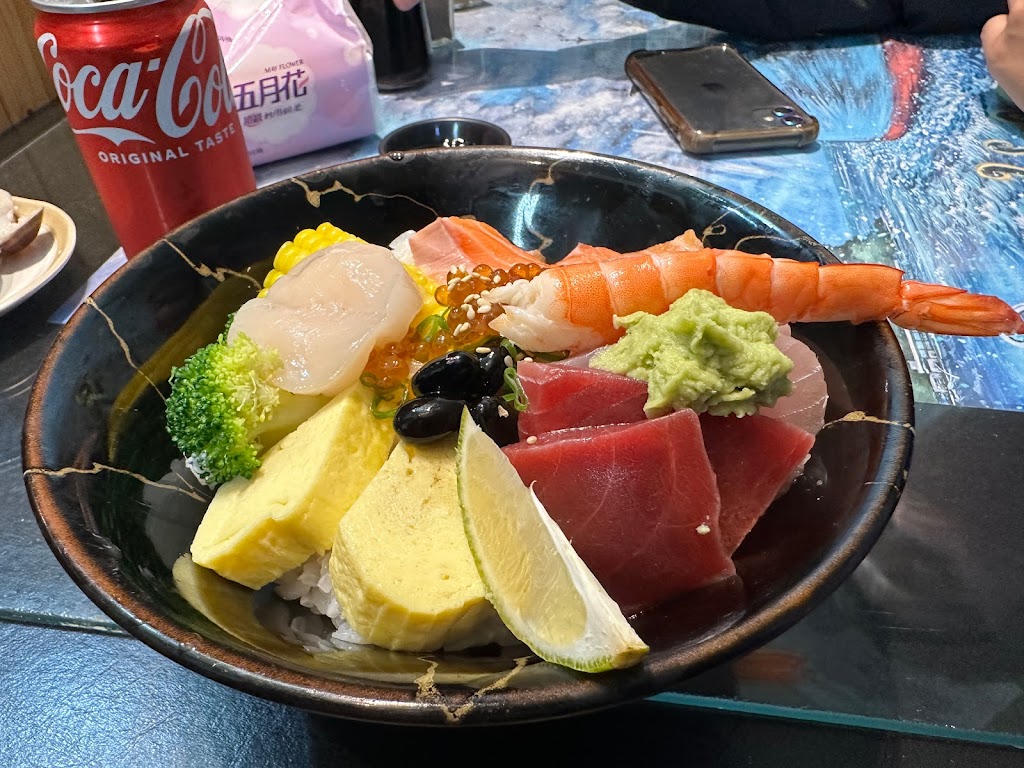 金丼日式料理 的照片