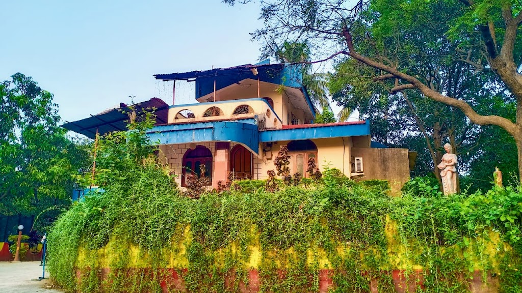 Hill View Village Resort