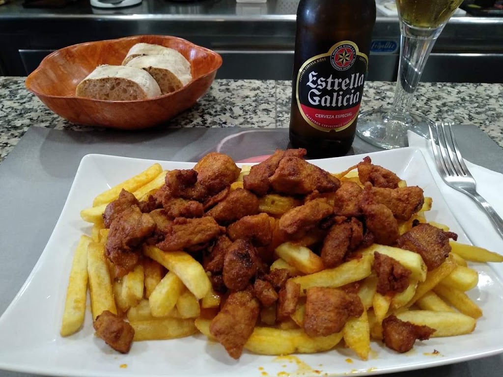 Cafe Bar Bello — Comida y bebida