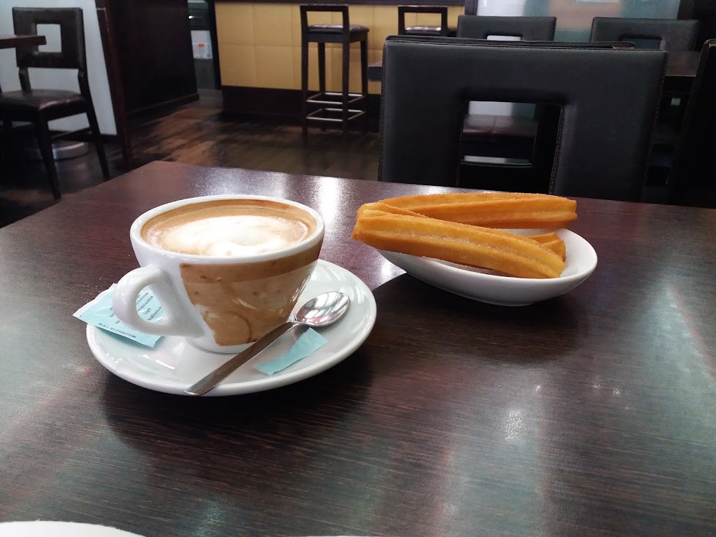 El rincon De Manuela — Comida y bebida