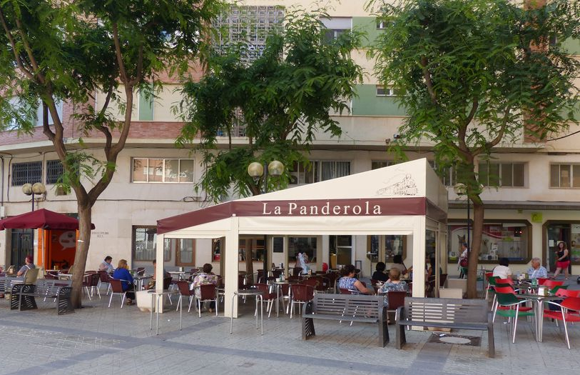 La Panderola cafeteria-heladeria