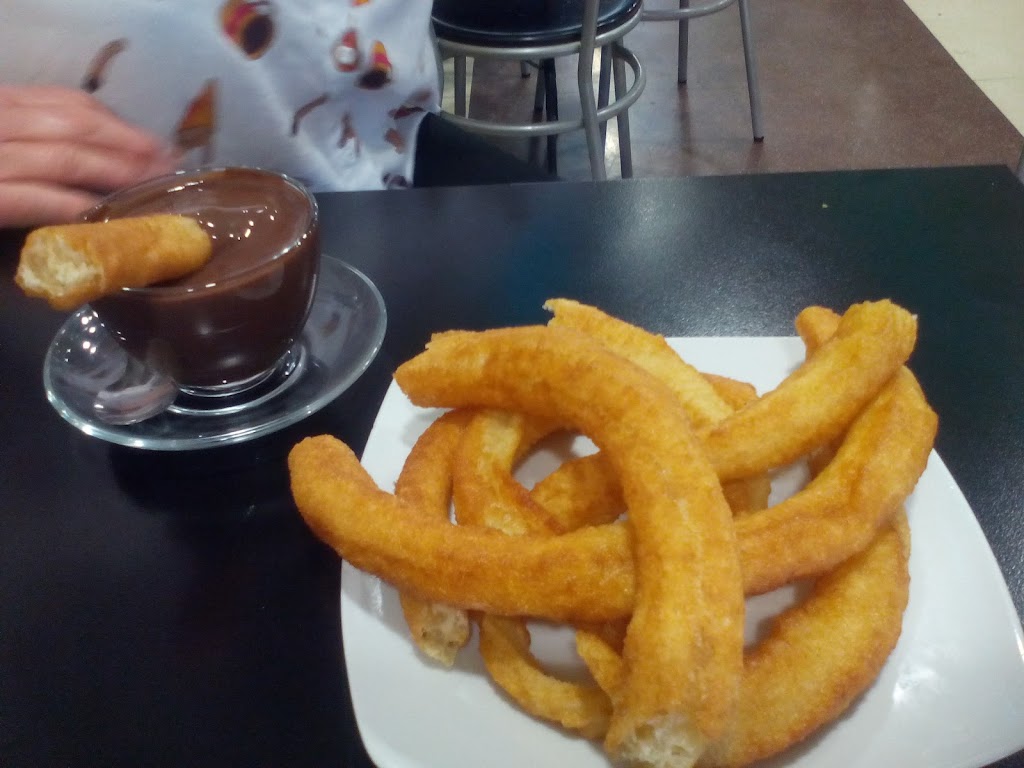 Cafeteria La Oficina — Comida y bebida