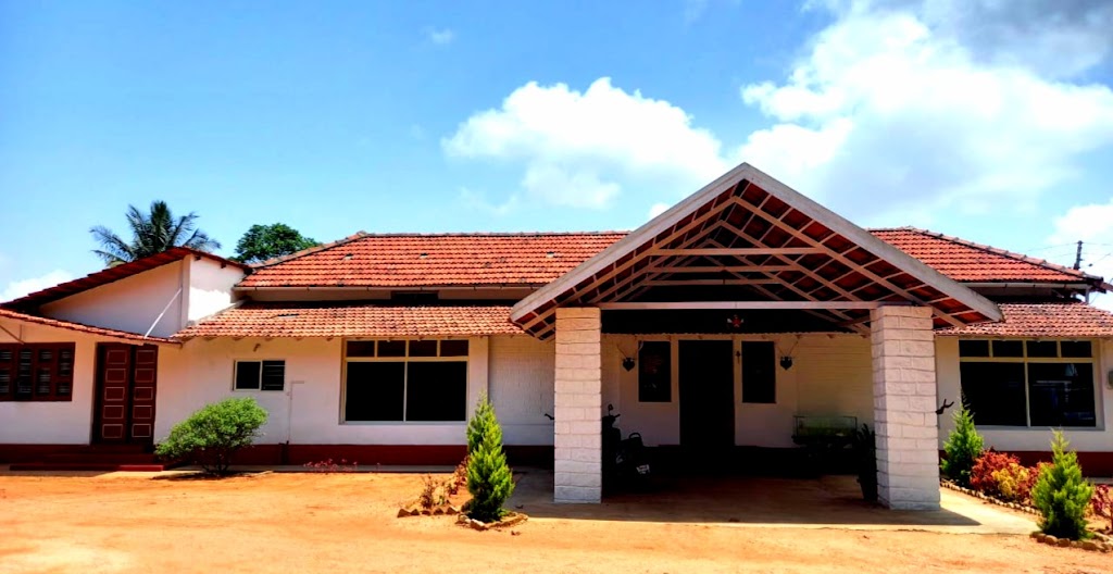 Cliff Hanger Homestay