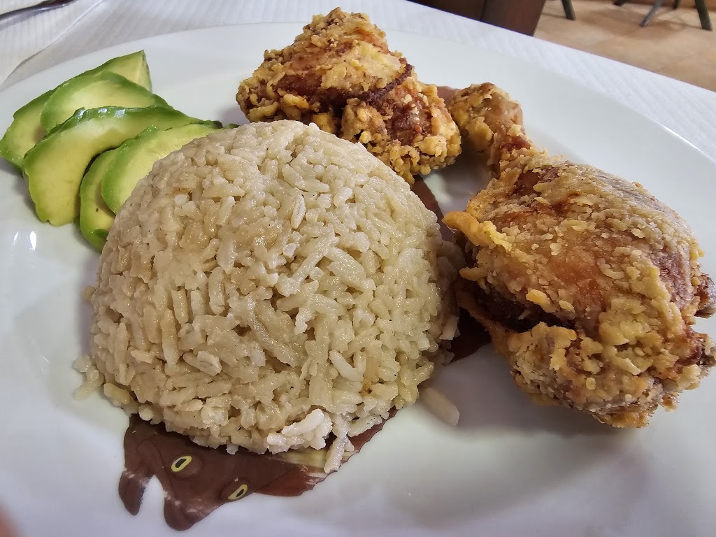 Cafe Bar Biscuter — Comida y bebida
